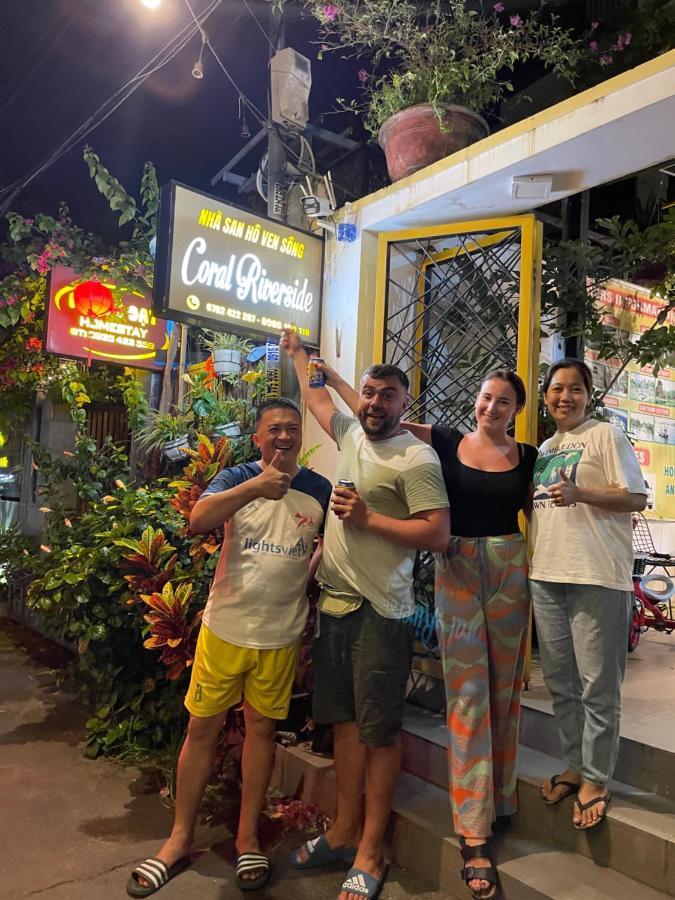 Homestay Coral Riverside &