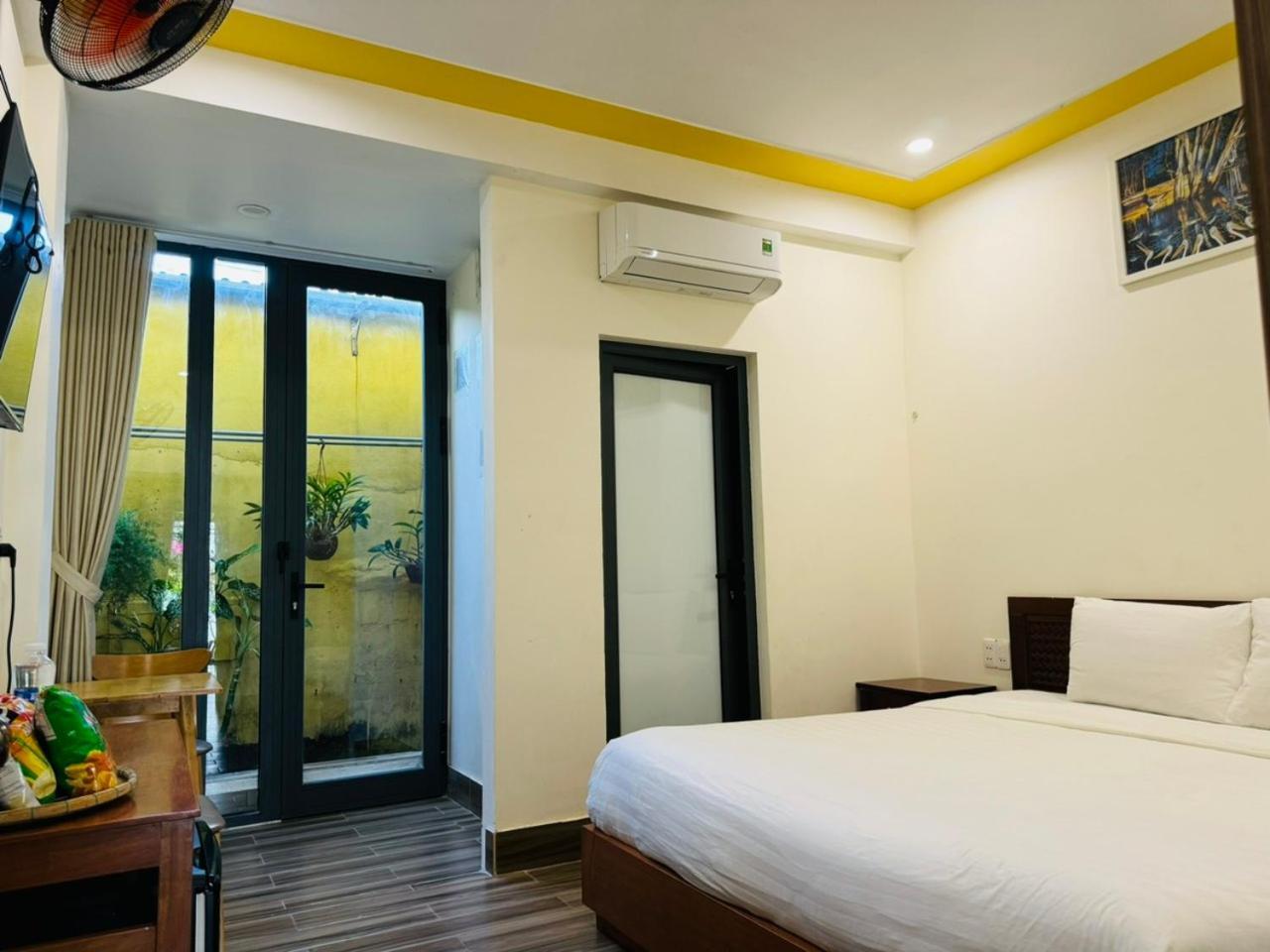 Coral Riverside & Hoi An