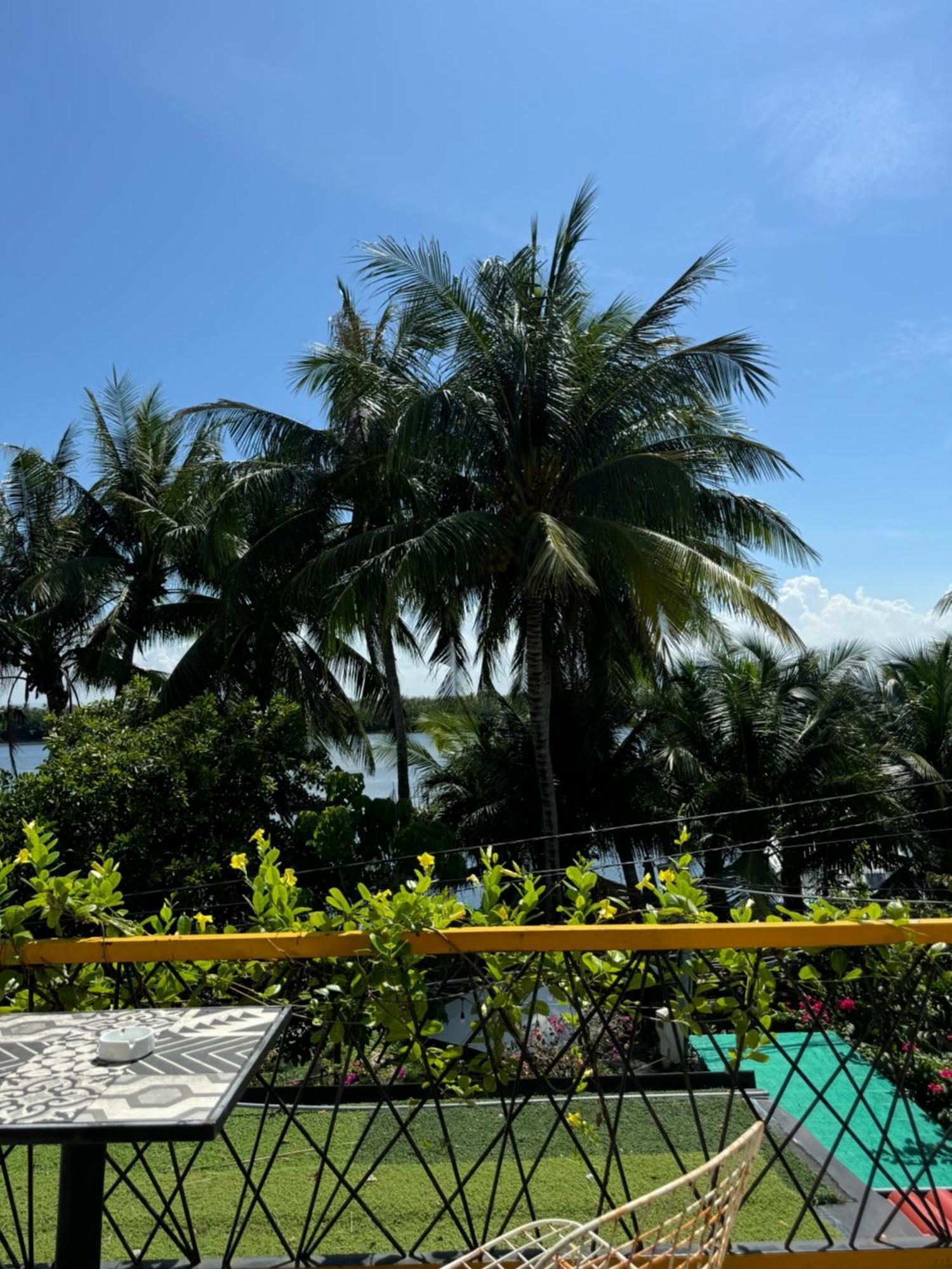 Coral Riverside & * Hoi An